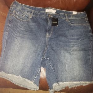 Torrid high rise Bermuda shorts